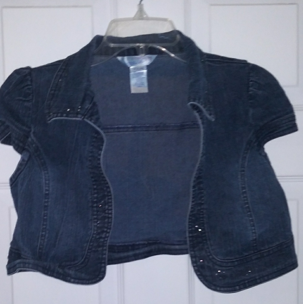 💜Girls cover-up w/ cap sleeves.